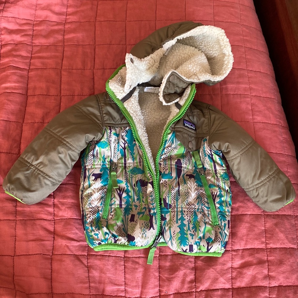 Patagonia reversible jacket 12-18 months